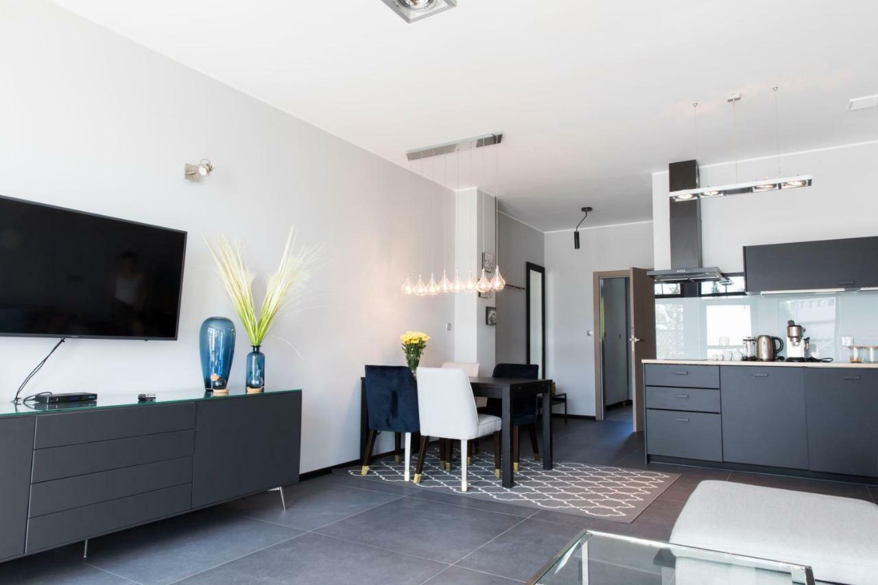 Apartament Na Bulwarze - Parter Z Prywatnym Wejsciem Apartment Ustka Exterior photo