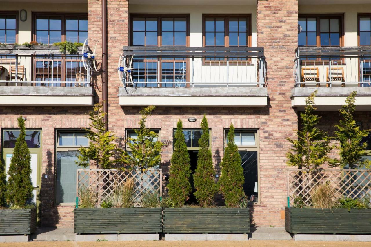 Apartament Na Bulwarze - Parter Z Prywatnym Wejsciem Apartment Ustka Exterior photo